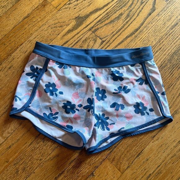 Eddie Bauer Shorts - Picture 1 of 3